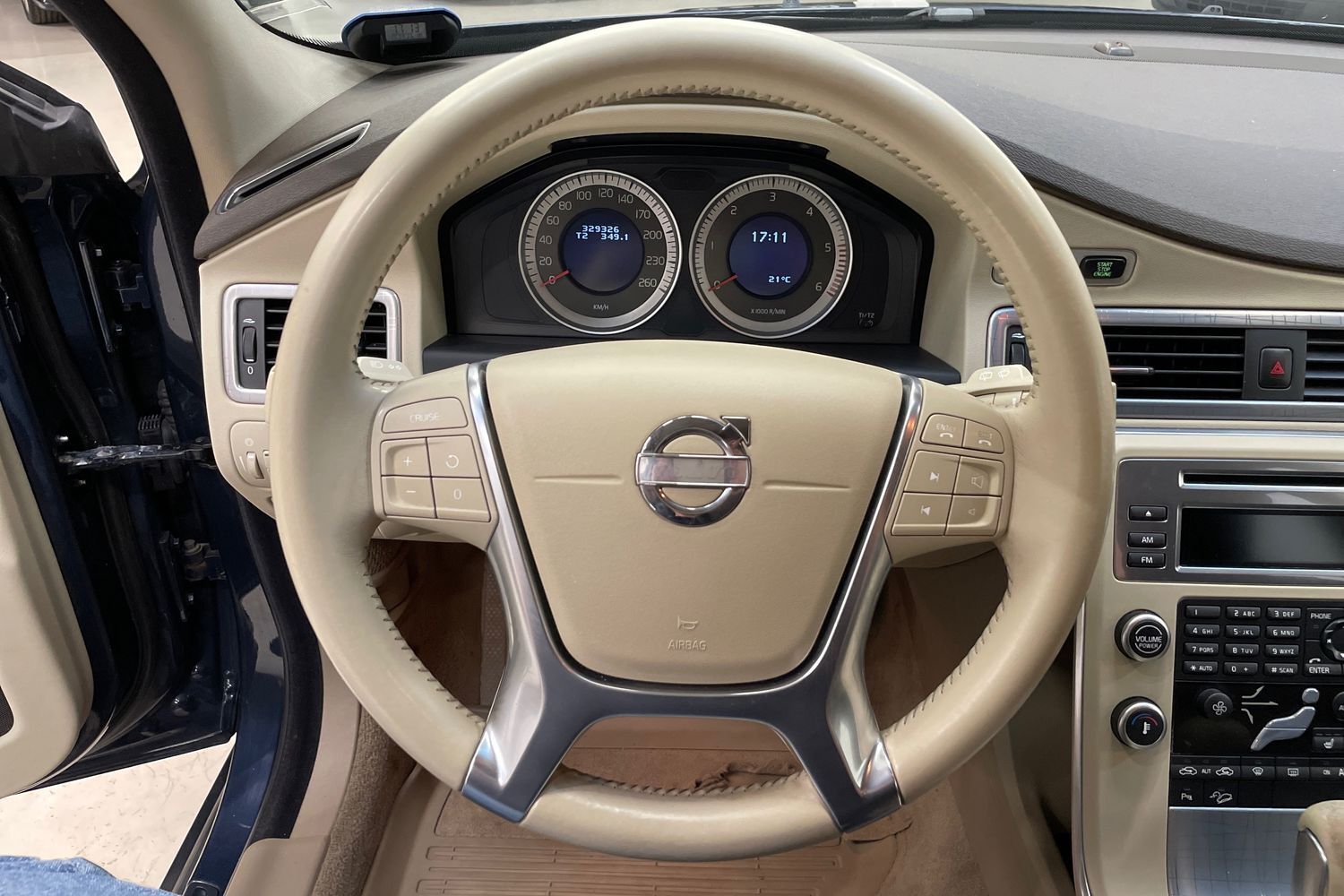 Volvo XC70 vaihtoauto