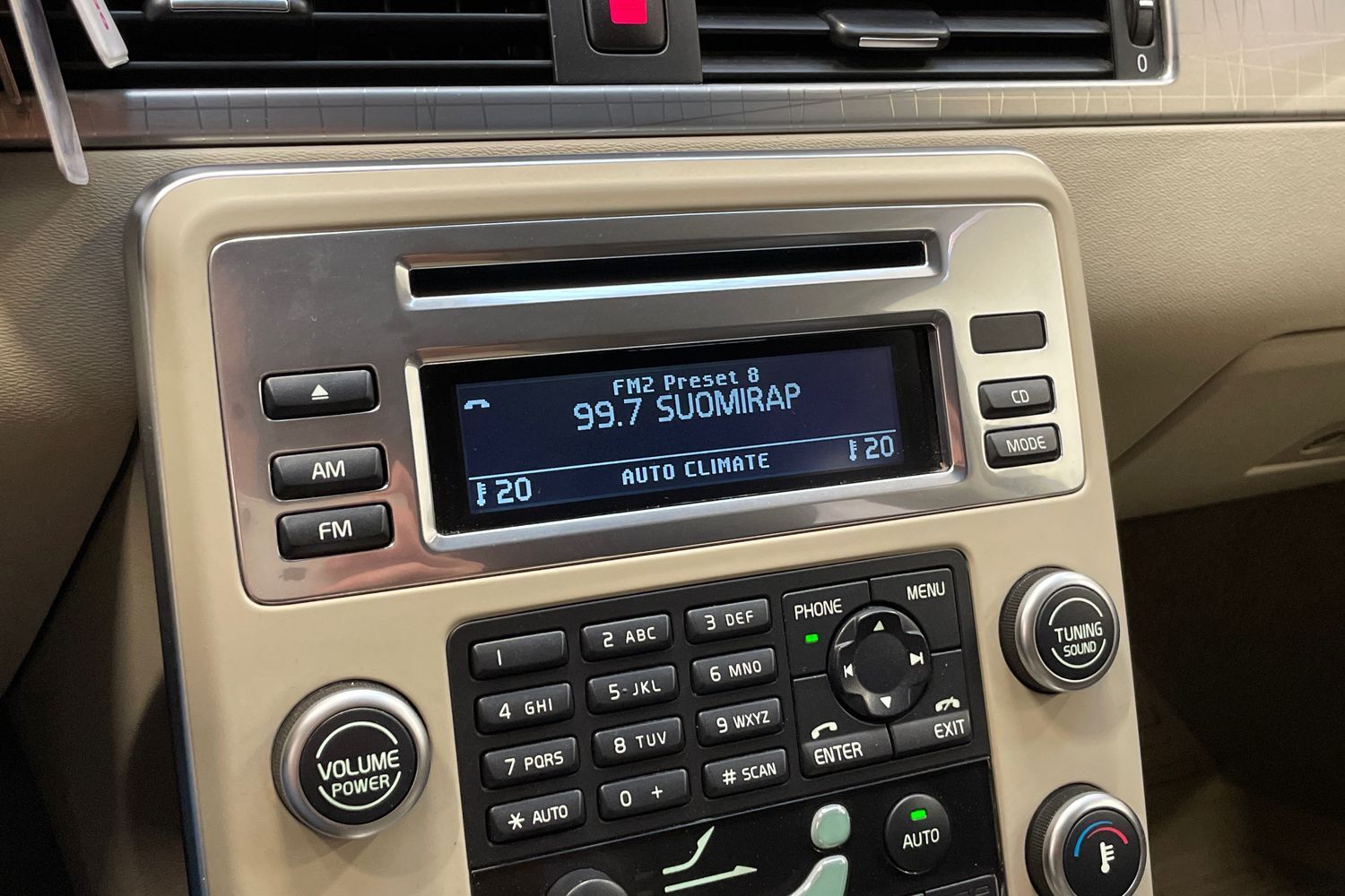 Volvo XC70 vaihtoauto