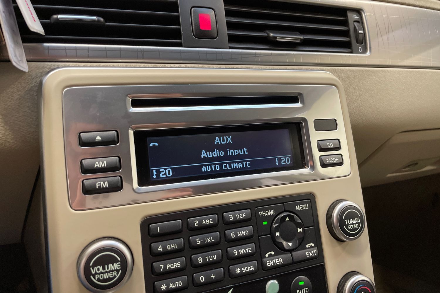 Volvo XC70 vaihtoauto