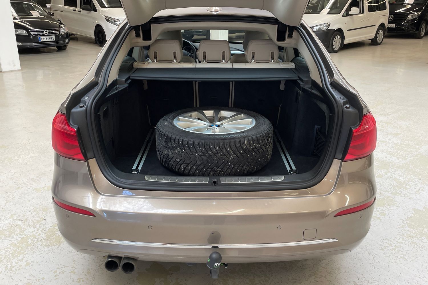 BMW 320 vaihtoauto