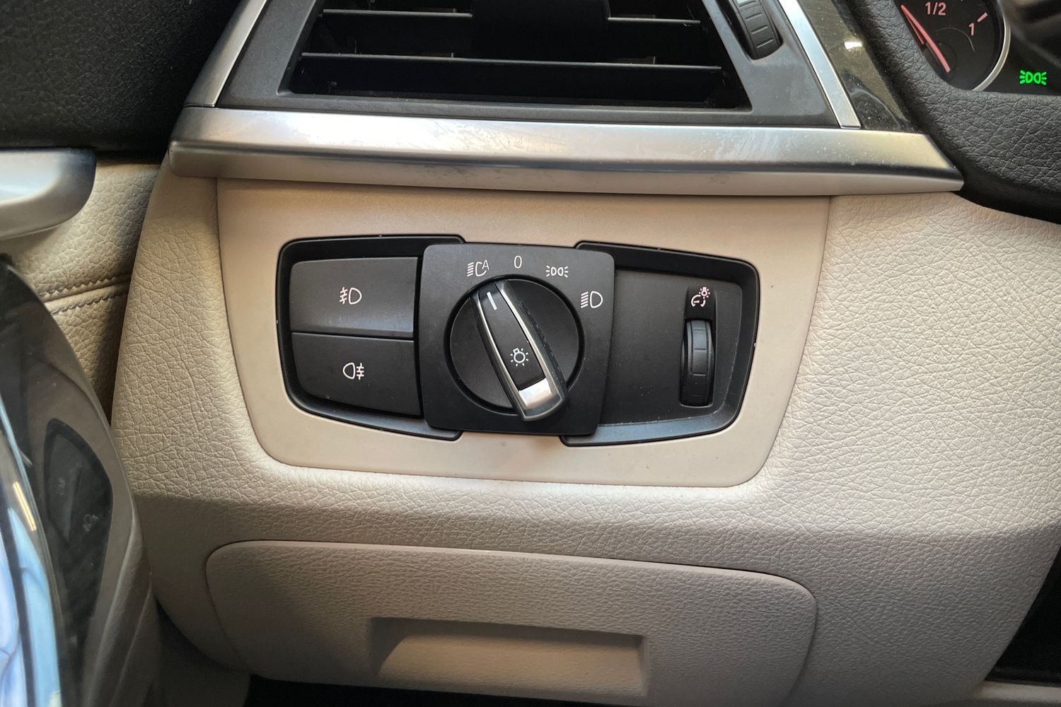 BMW 320 vaihtoauto
