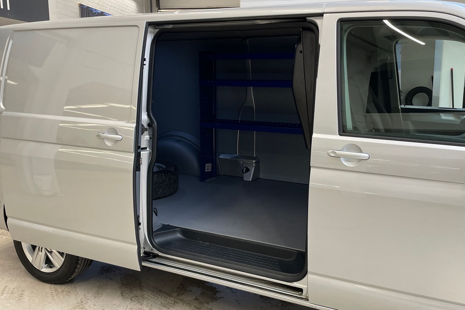 Volkswagen Transporter vaihtoauto