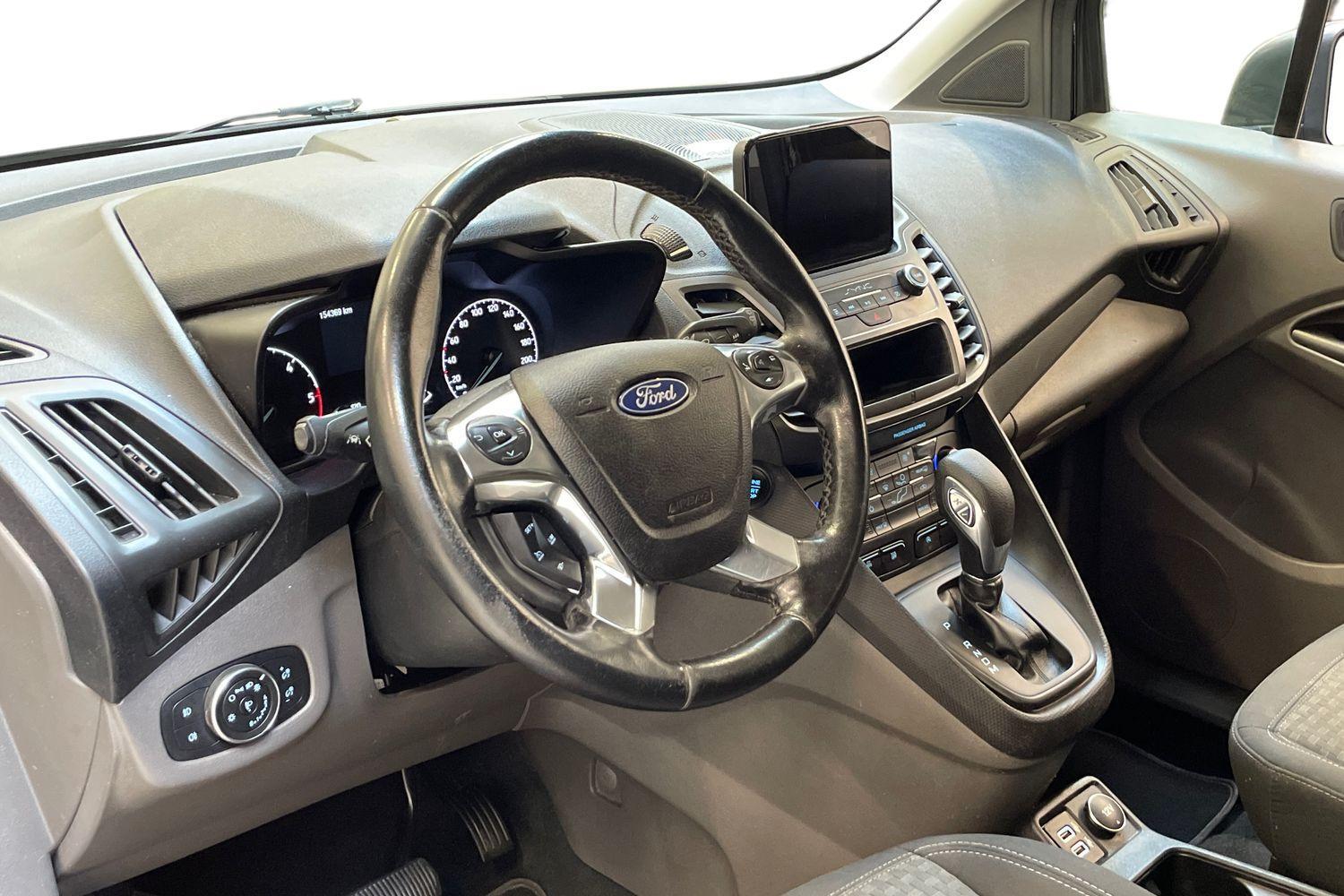 Ford Grand Tourneo Connect vaihtoauto