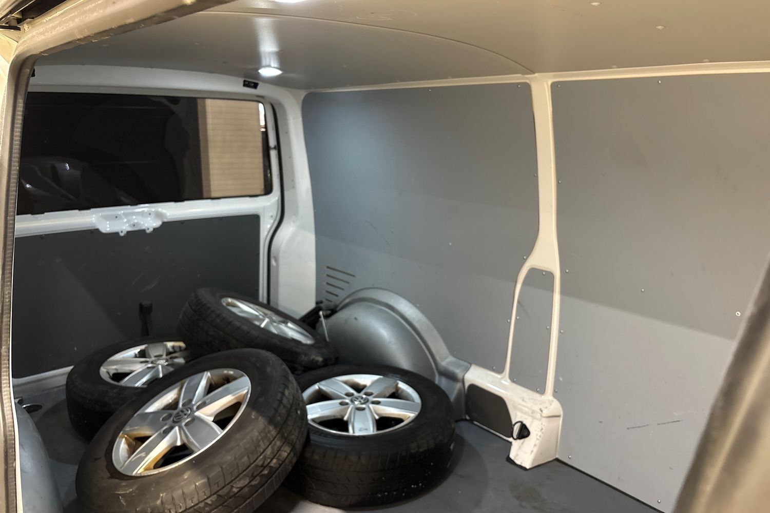 Volkswagen Transporter vaihtoauto