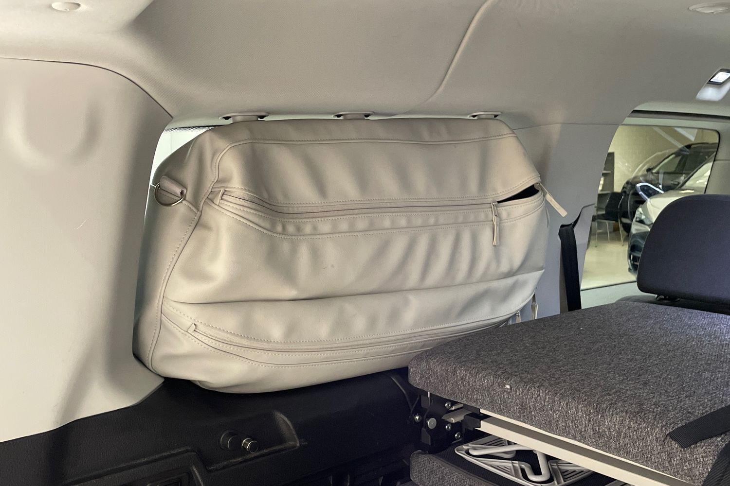 Volkswagen Caddy Maxi vaihtoauto