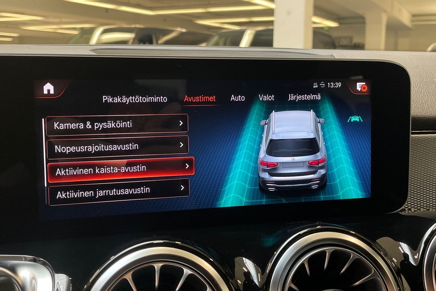 Mercedes-Benz GLB vaihtoauto
