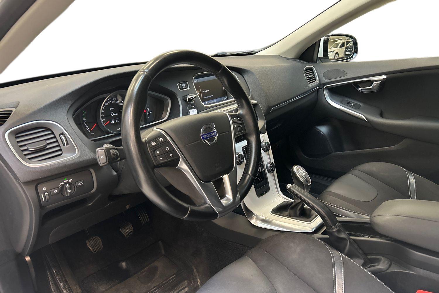 Volvo V40 vaihtoauto