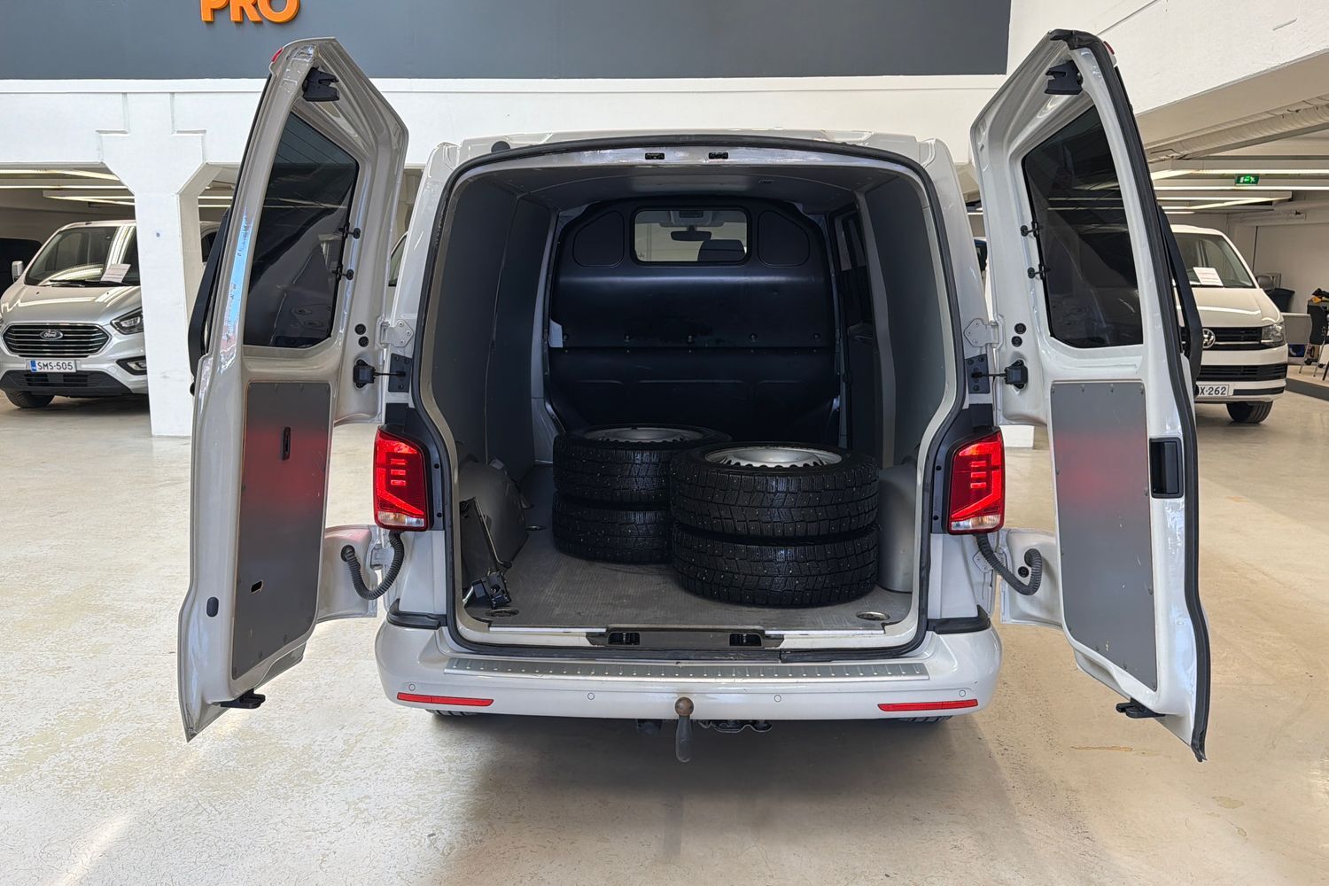 Volkswagen Transporter vaihtoauto