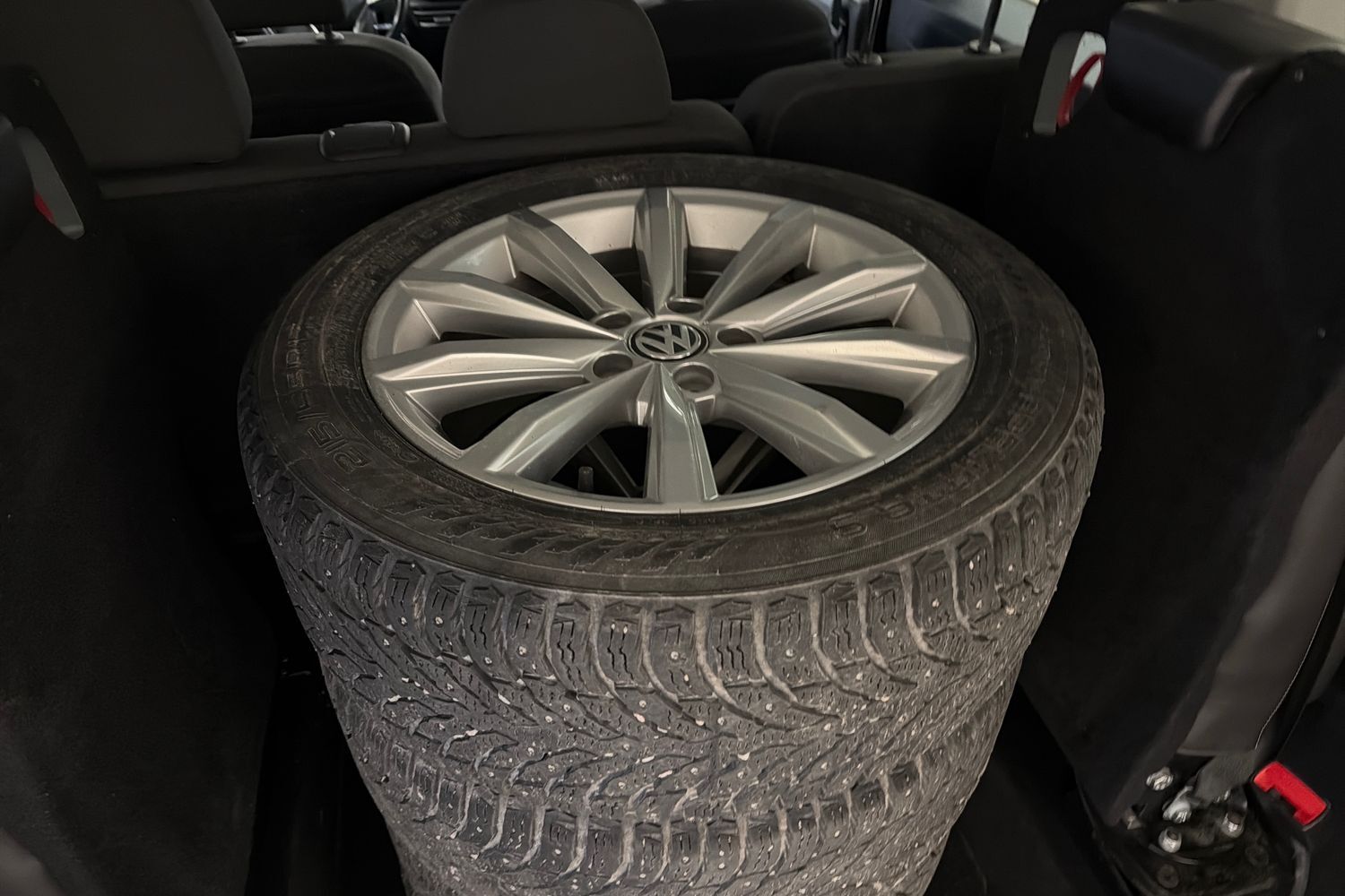 Volkswagen Caddy Maxi vaihtoauto