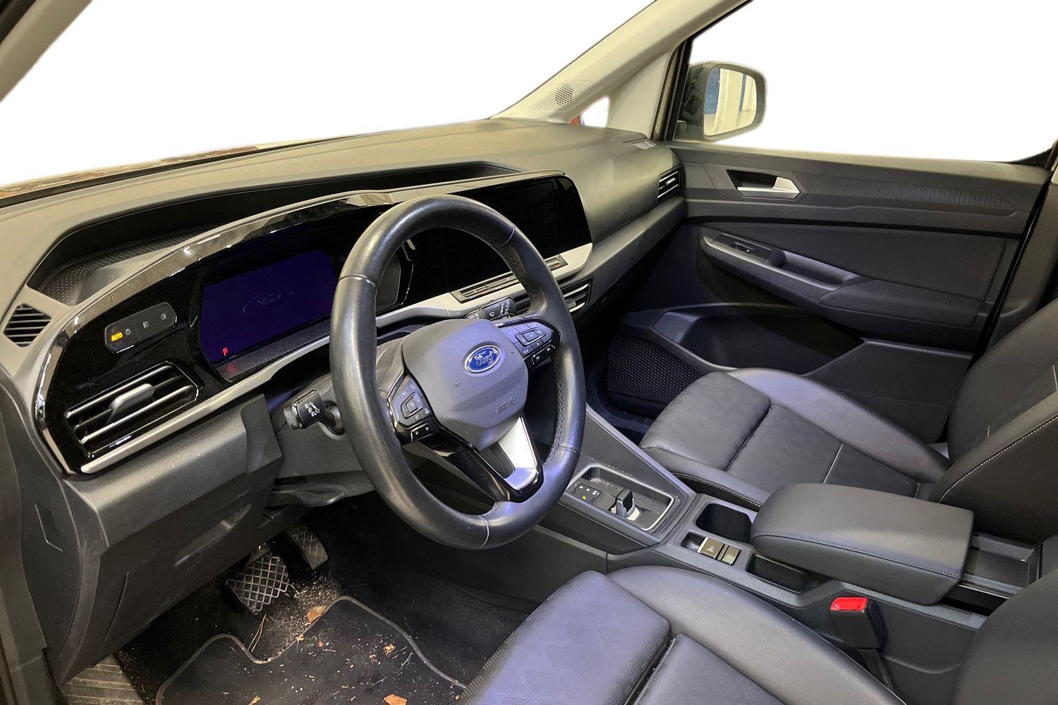 Ford Grand Tourneo Connect vaihtoauto