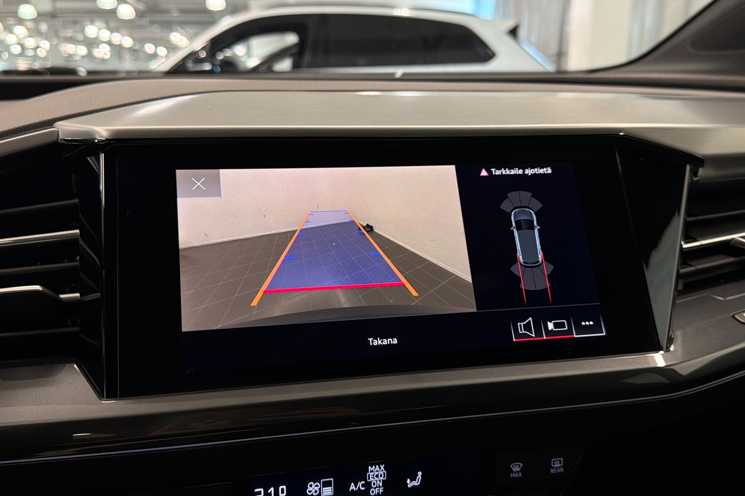 Audi Q4 e-tron vaihtoauto