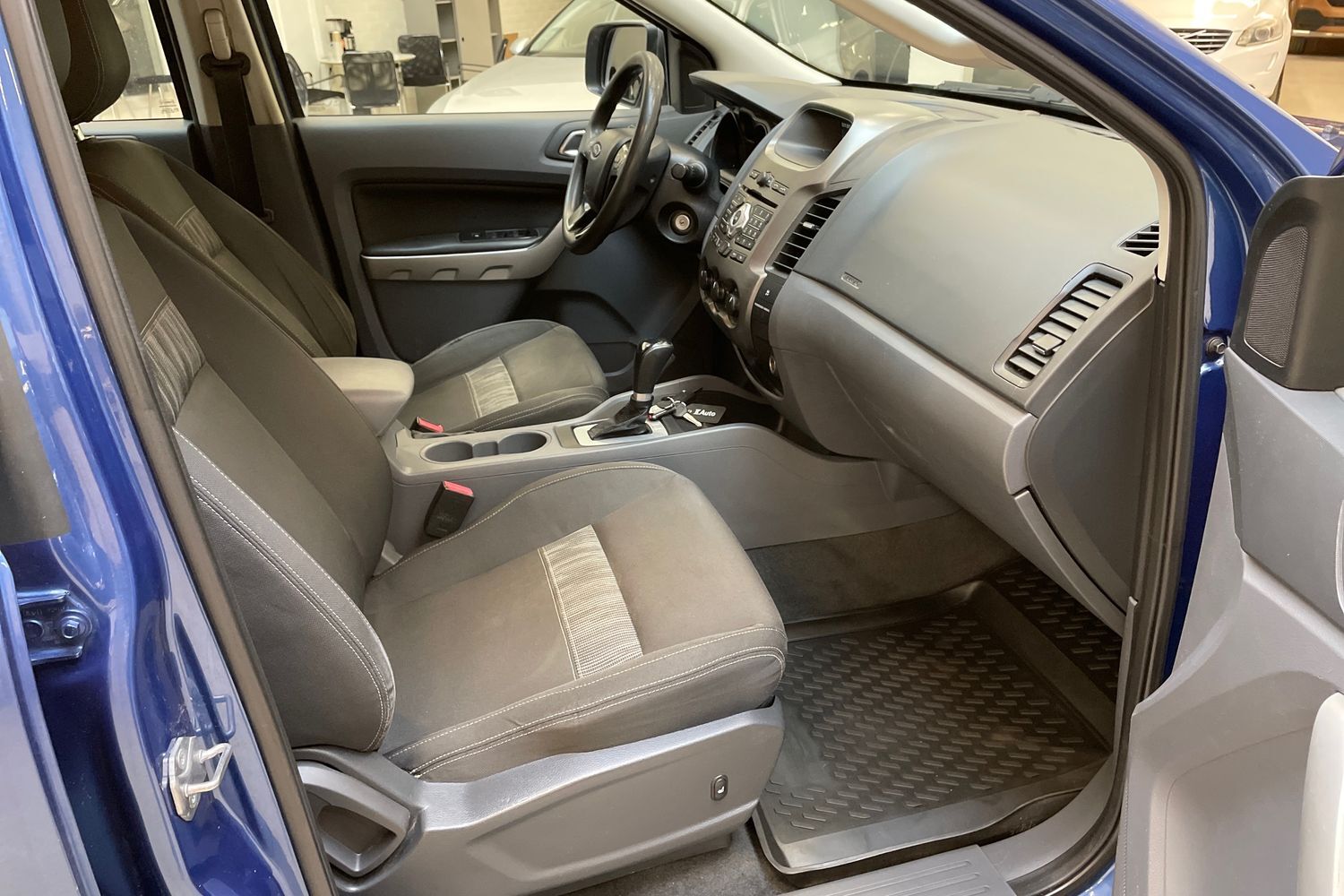 Ford Ranger vaihtoauto