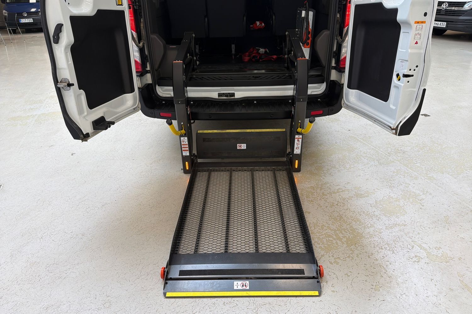 Ford Transit vaihtoauto