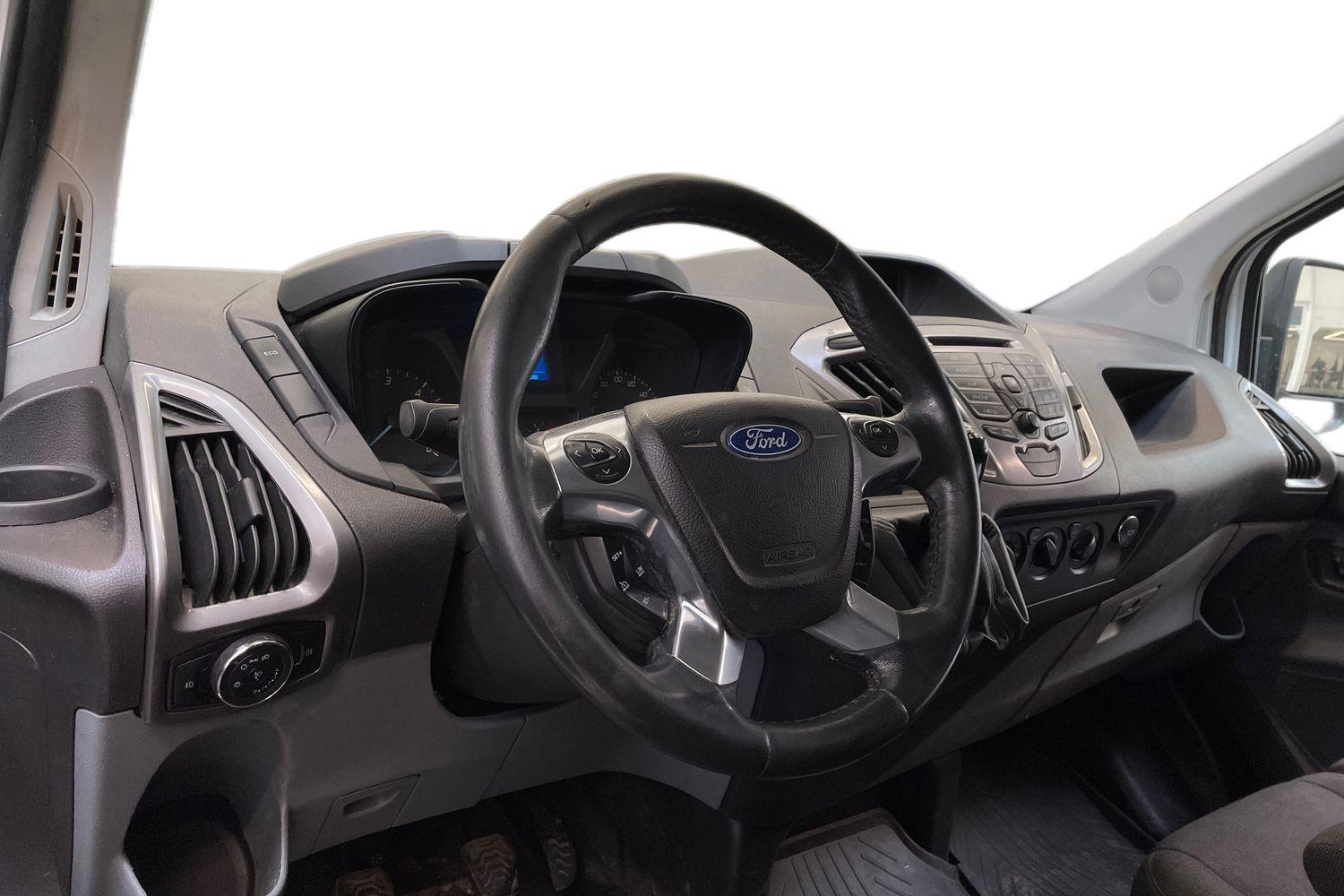 Ford Transit Custom vaihtoauto