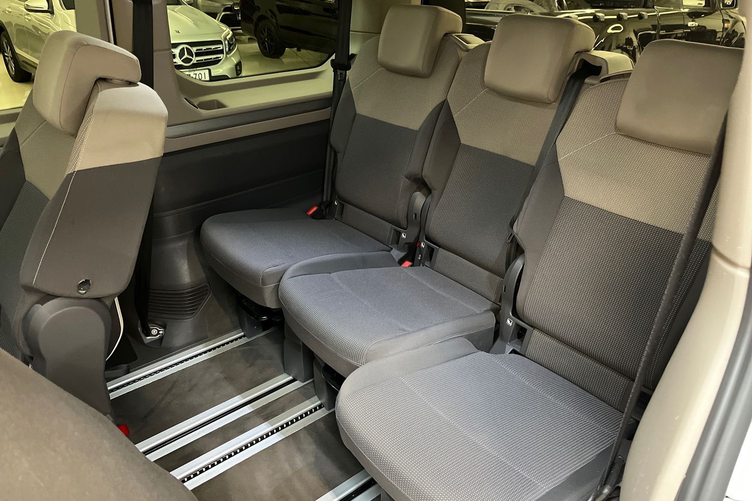Volkswagen Multivan vaihtoauto