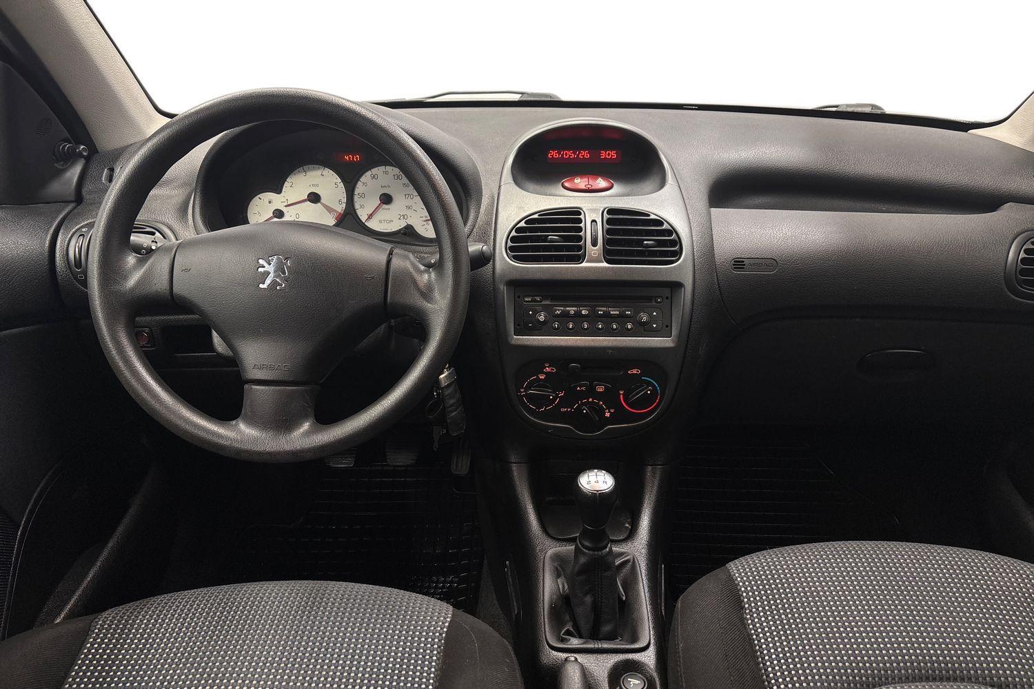 Peugeot 206 vaihtoauto