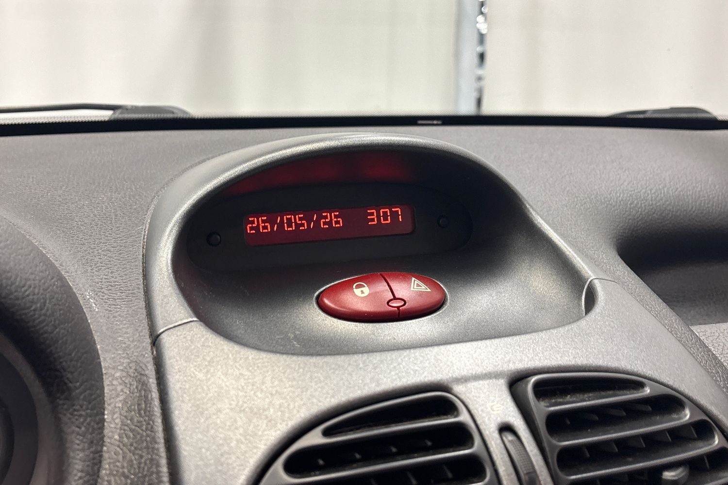 Peugeot 206 vaihtoauto