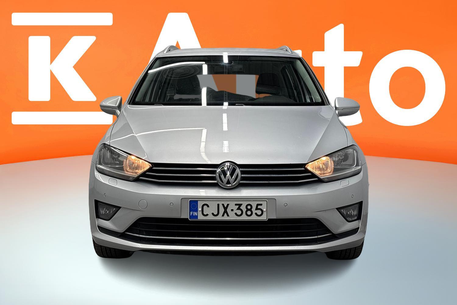 Volkswagen Golf Sportsvan vaihtoauto