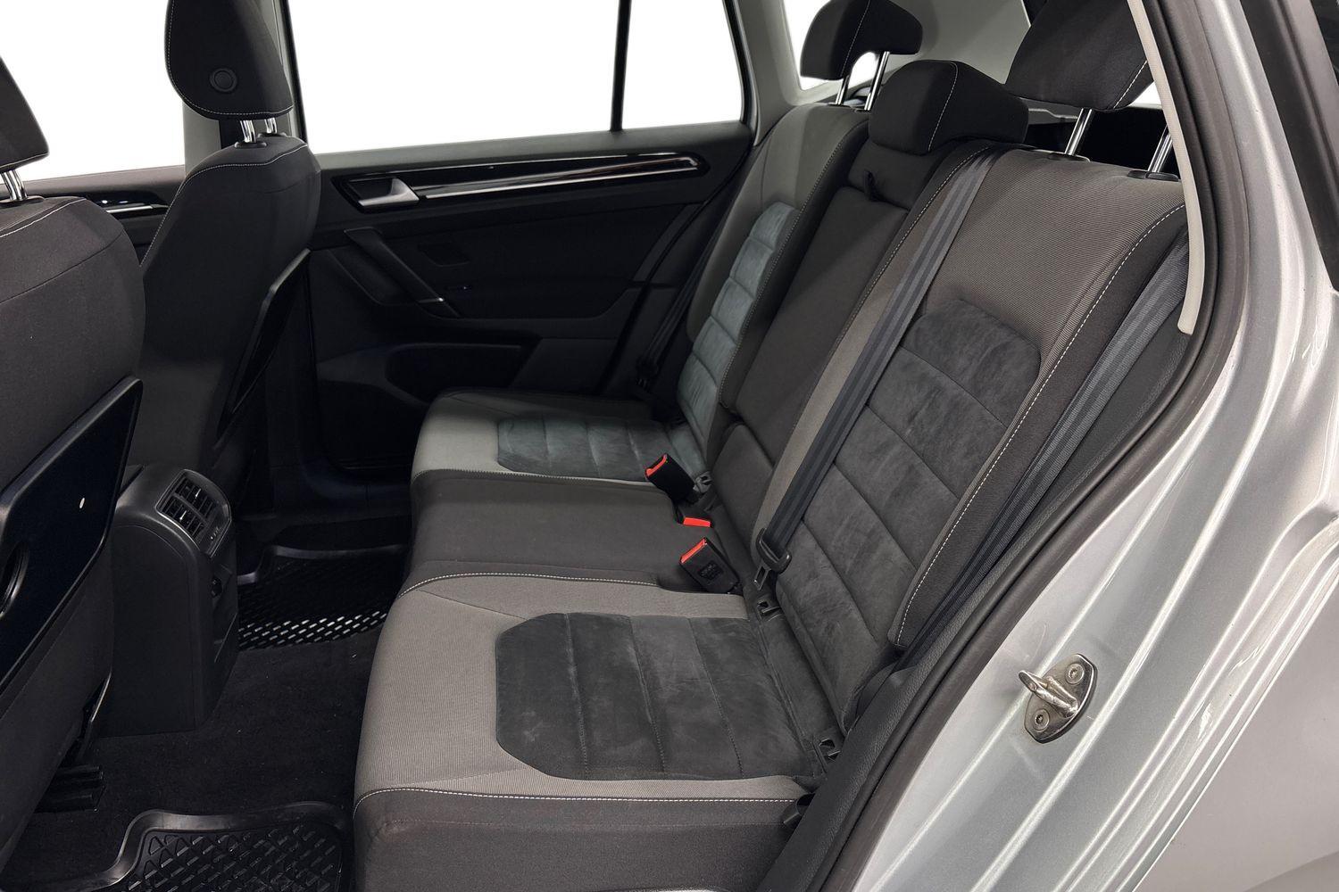 Volkswagen Golf Sportsvan vaihtoauto