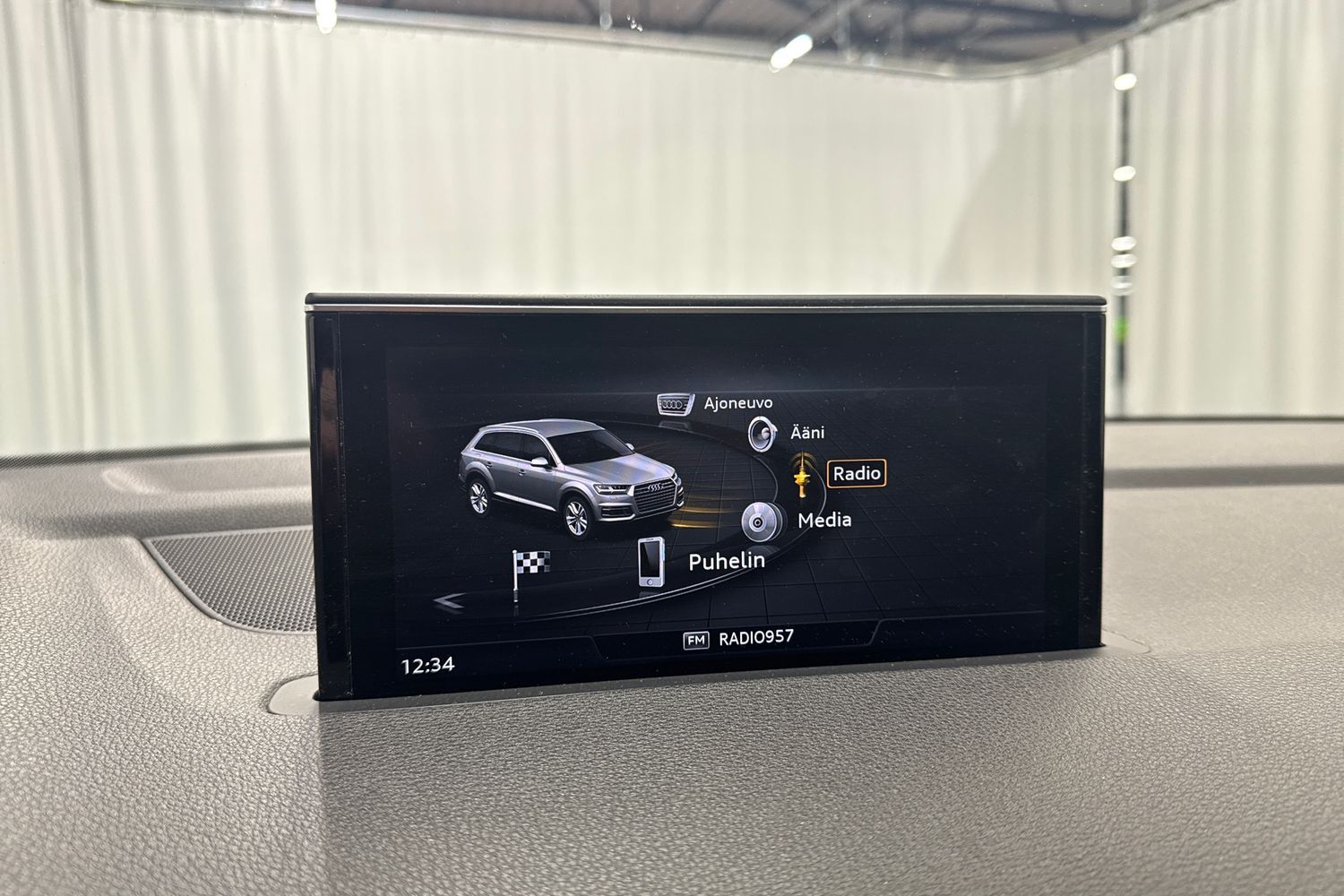 Audi Q7 vaihtoauto