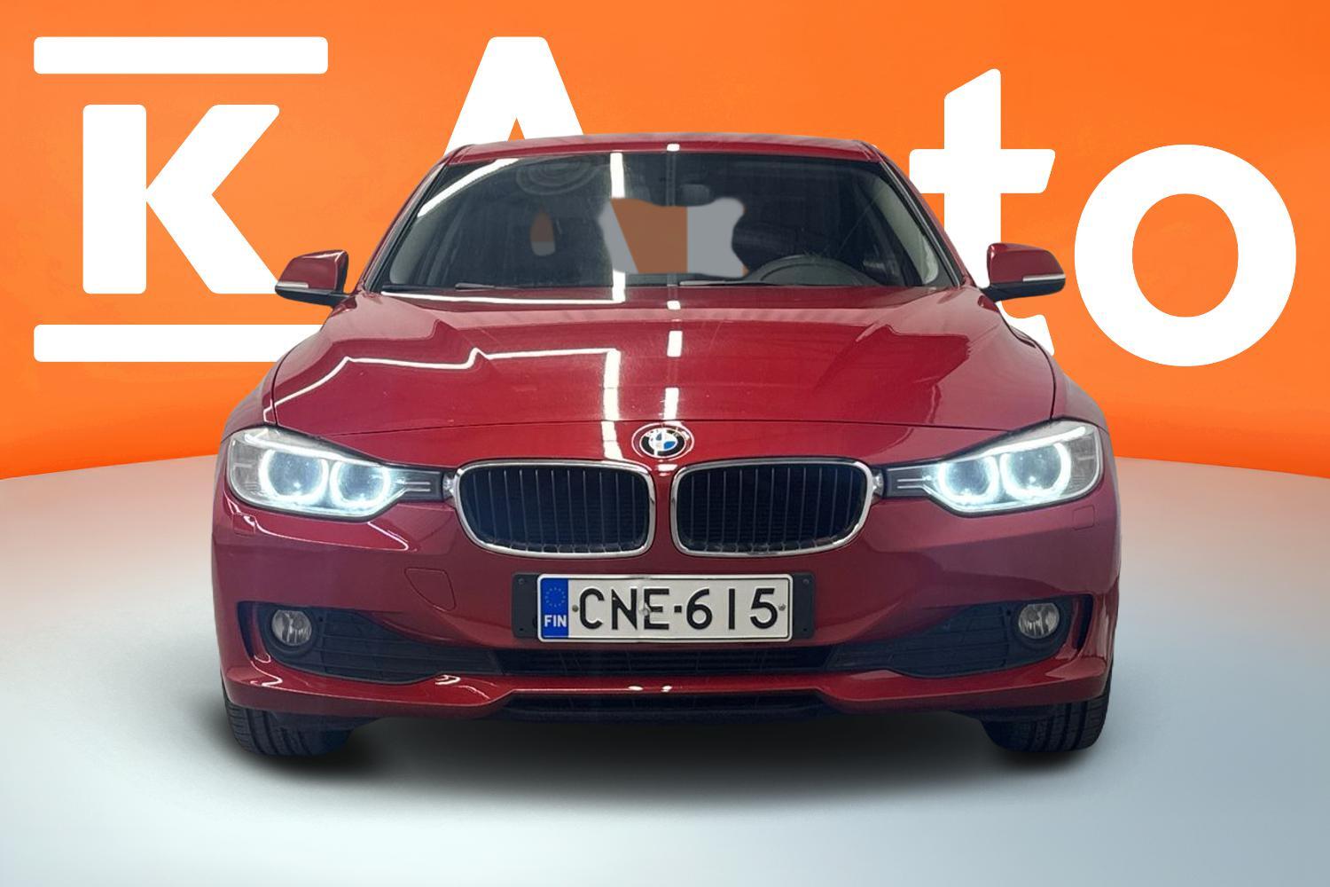 BMW 320 vaihtoauto