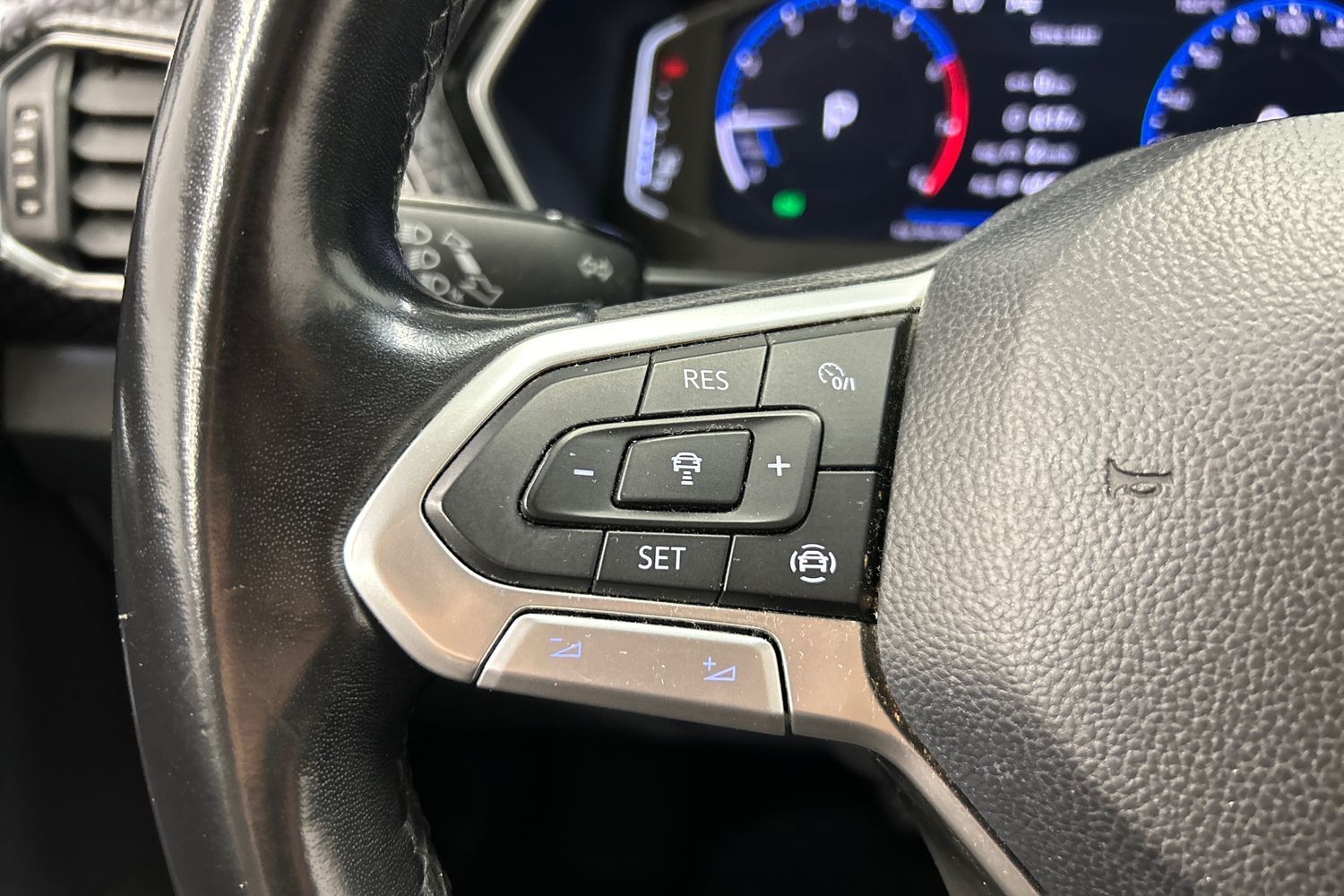 Volkswagen T-Cross vaihtoauto