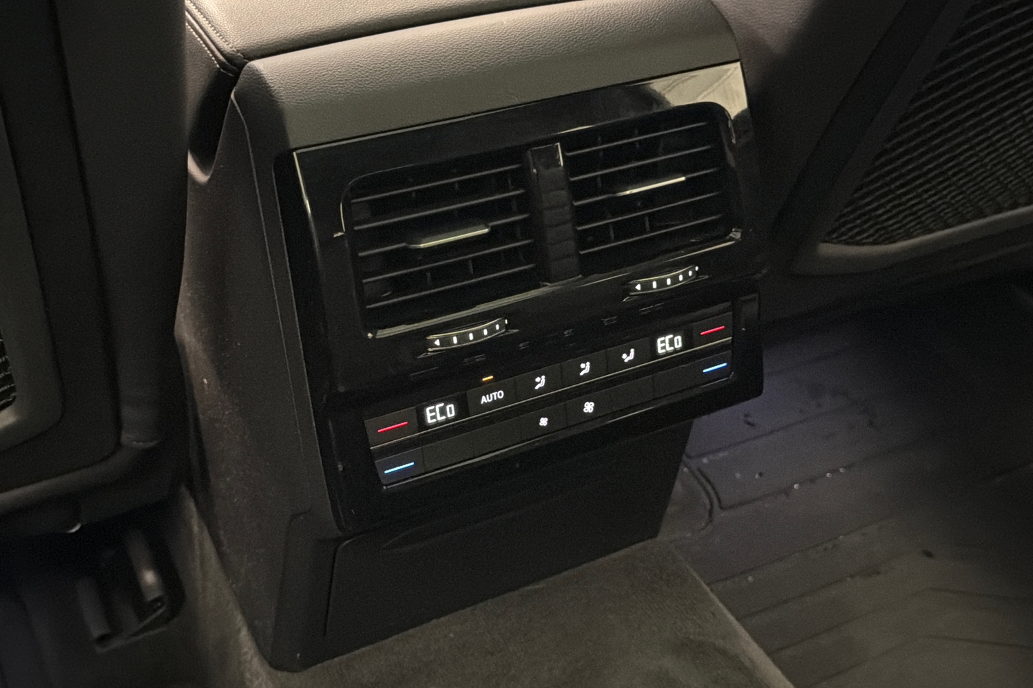 Volkswagen Touareg vaihtoauto