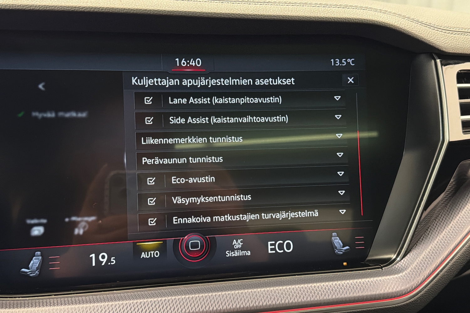 Volkswagen Touareg vaihtoauto