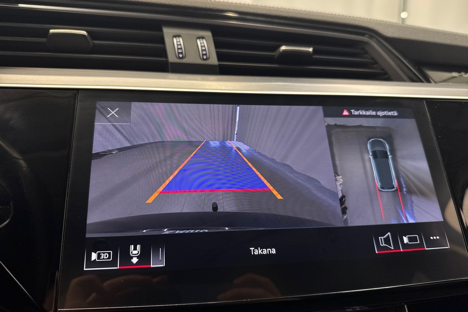 Audi Q8 e-tron vaihtoauto
