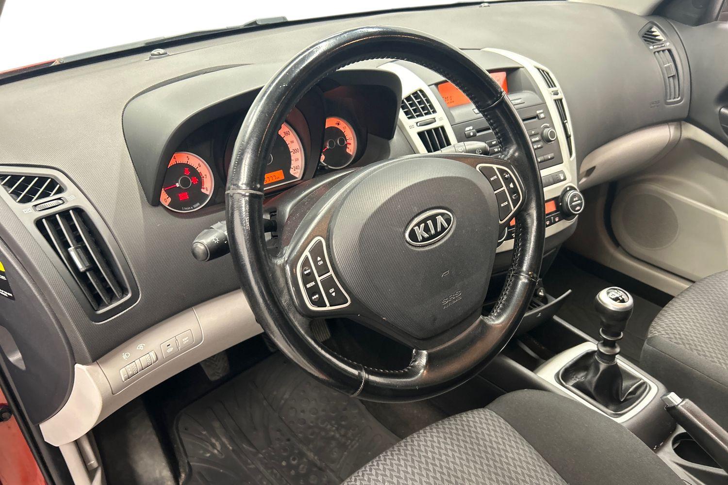Kia Ceed vaihtoauto