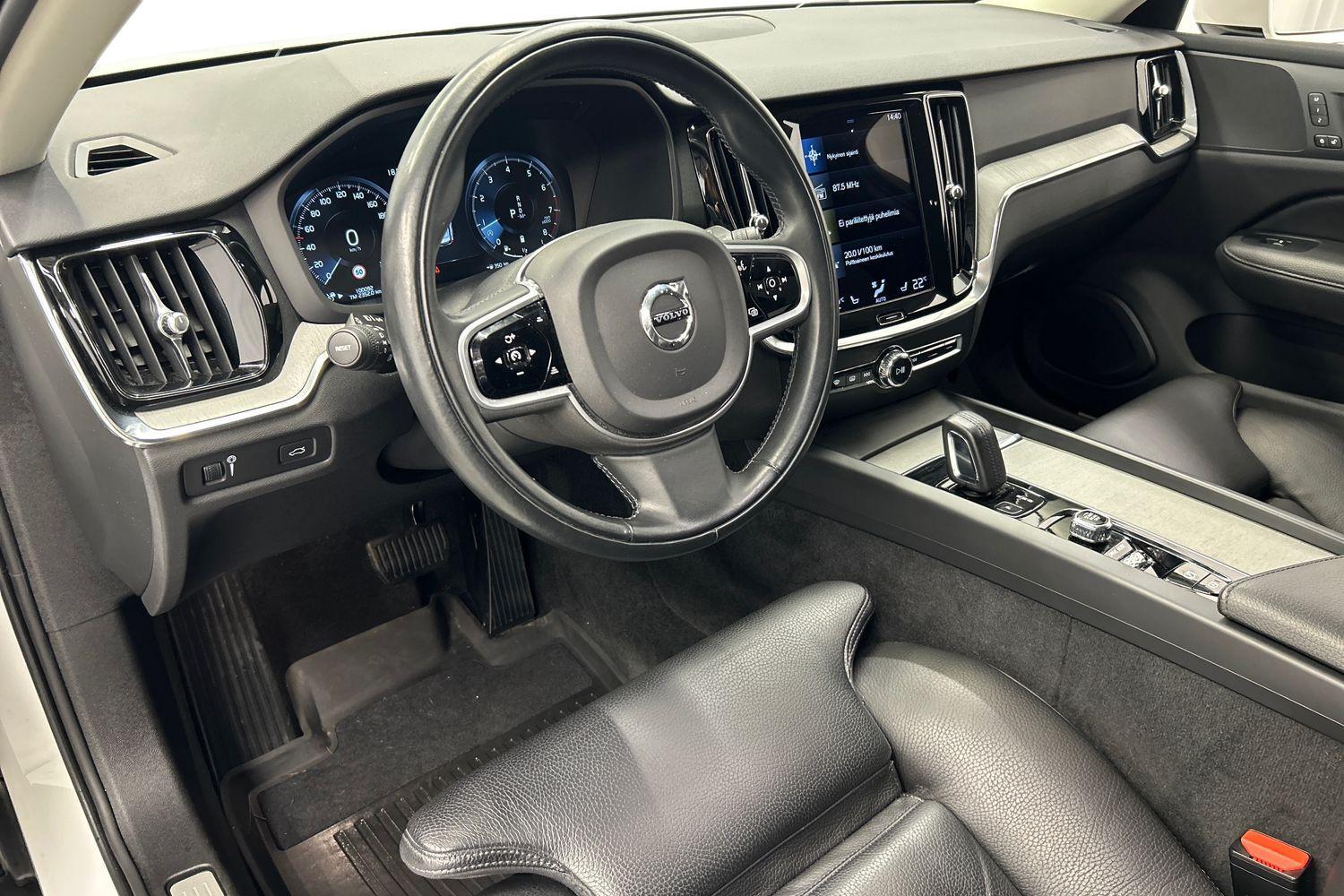 Volvo V60 Cross Country vaihtoauto