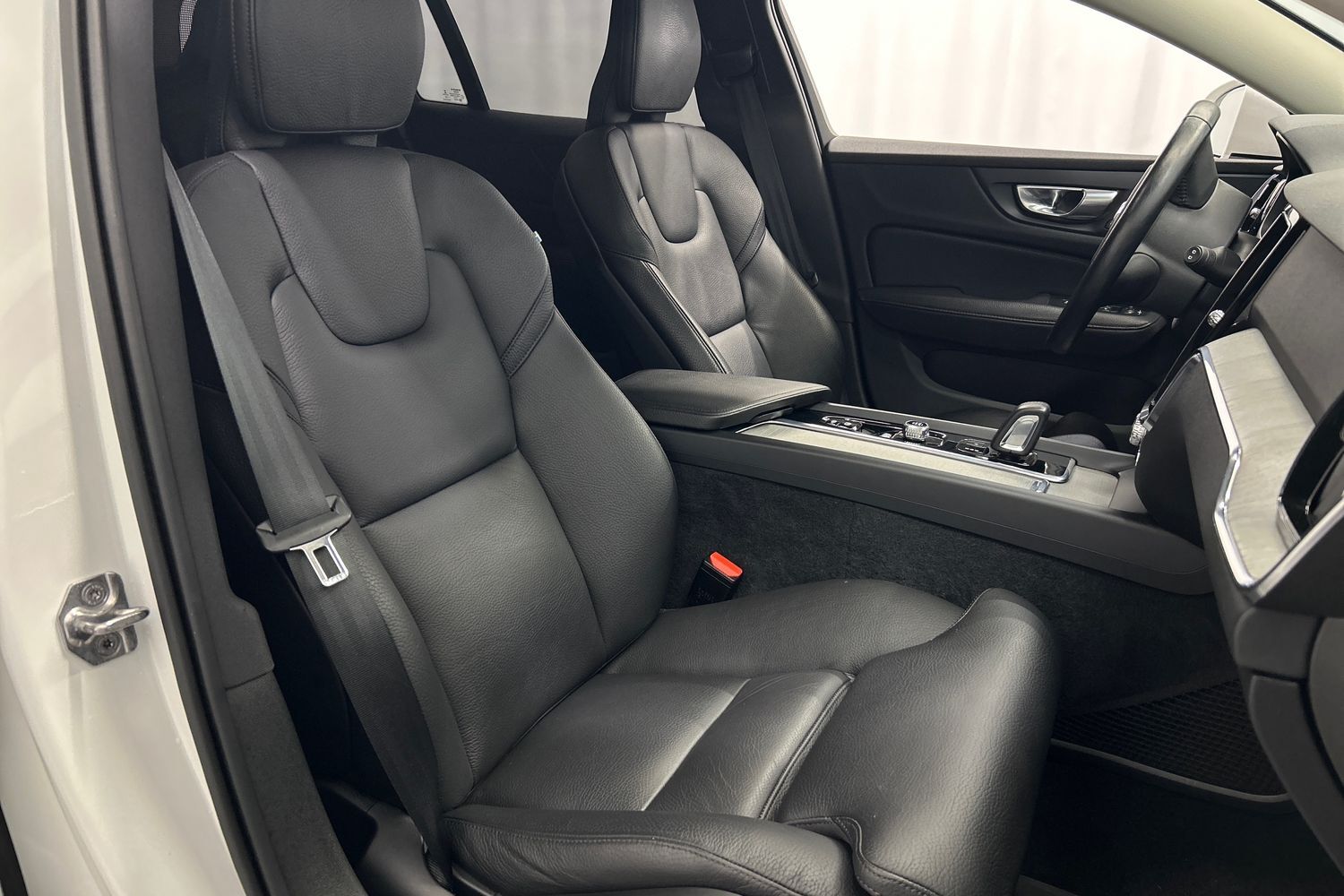 Volvo V60 Cross Country vaihtoauto