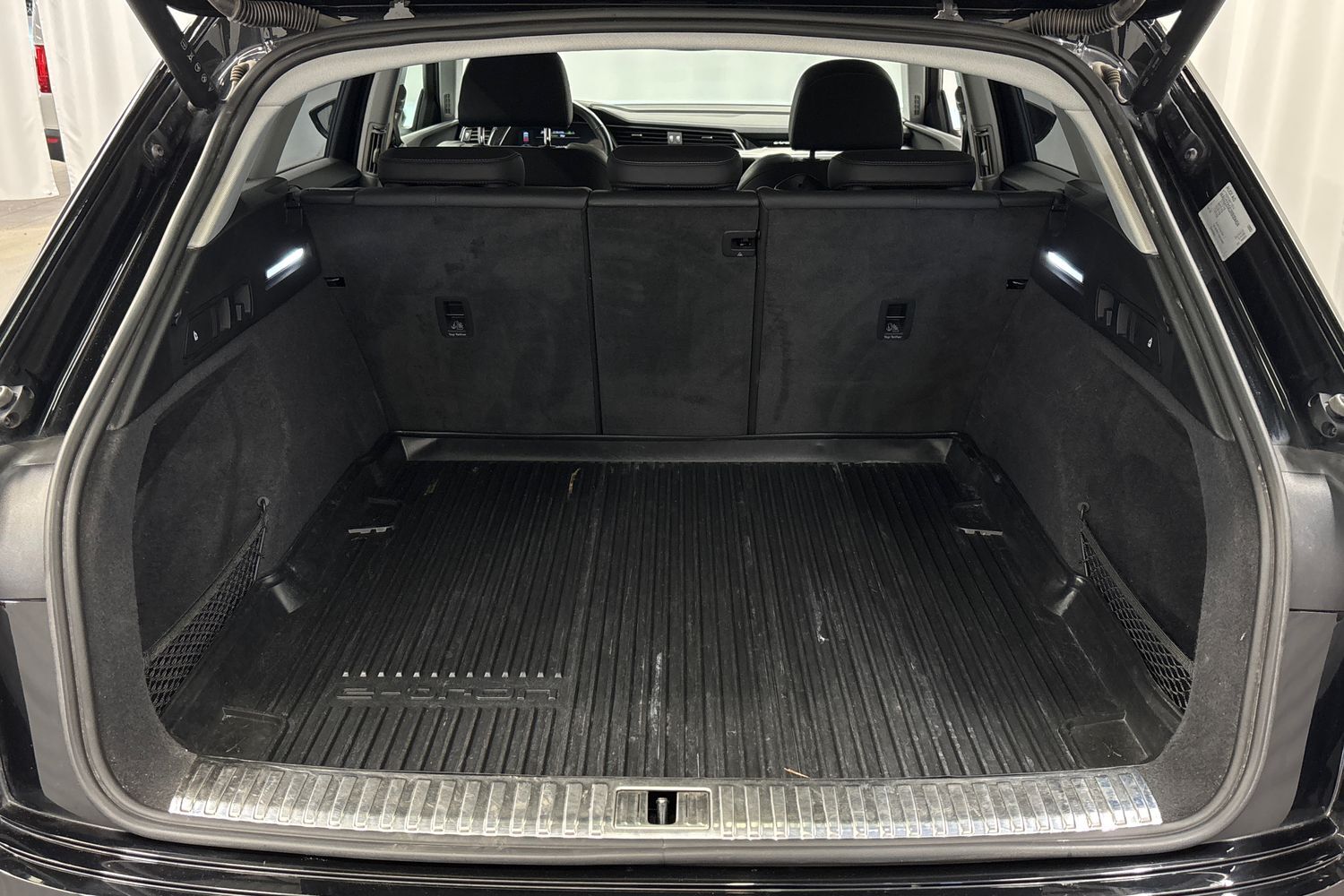 Audi Q8 e-tron vaihtoauto