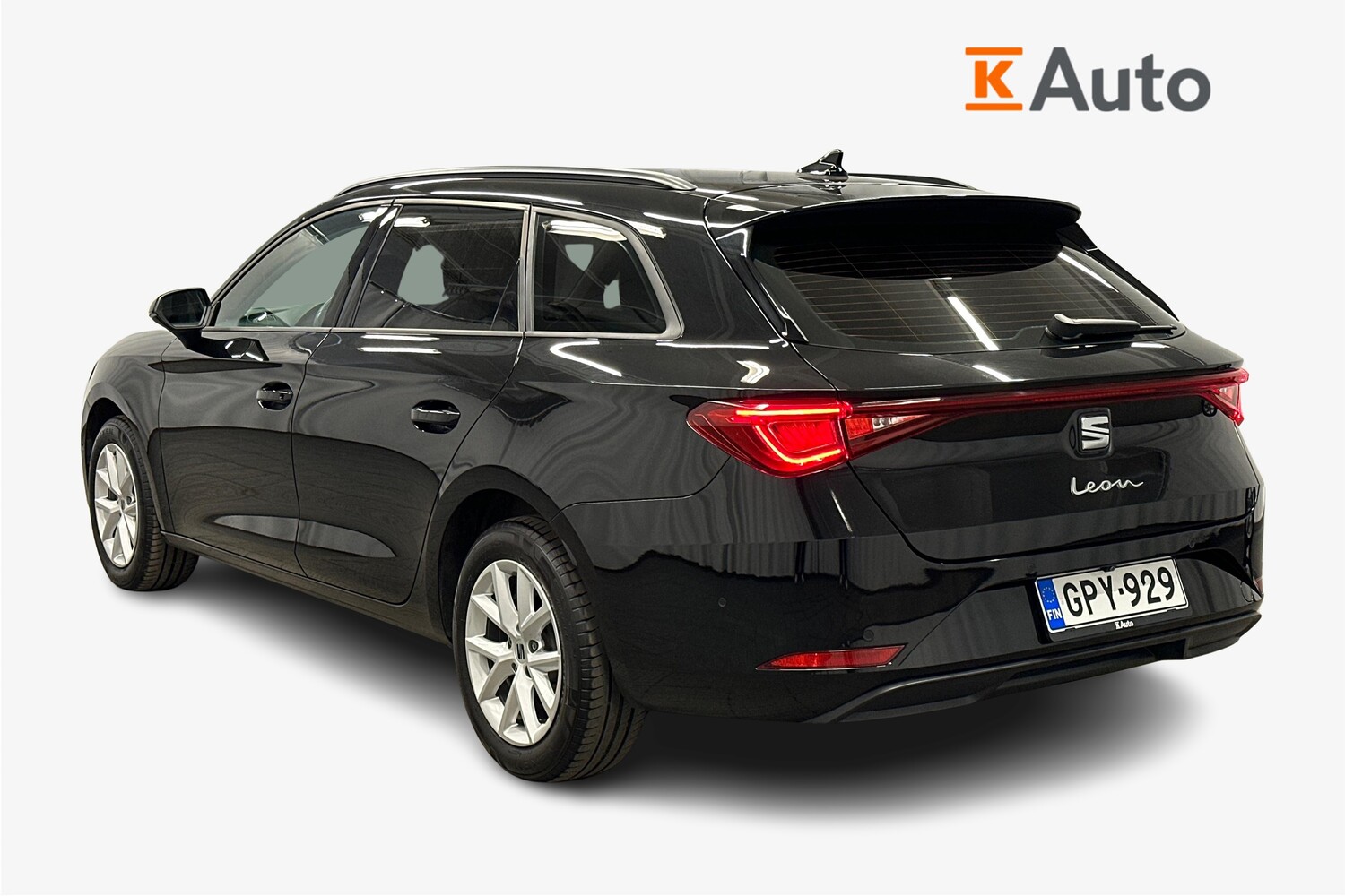 SEAT Leon Sportstourer vaihtoauto