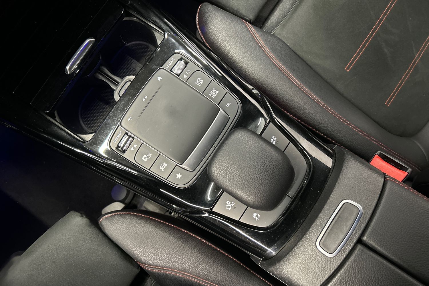 Mercedes-Benz CLA vaihtoauto
