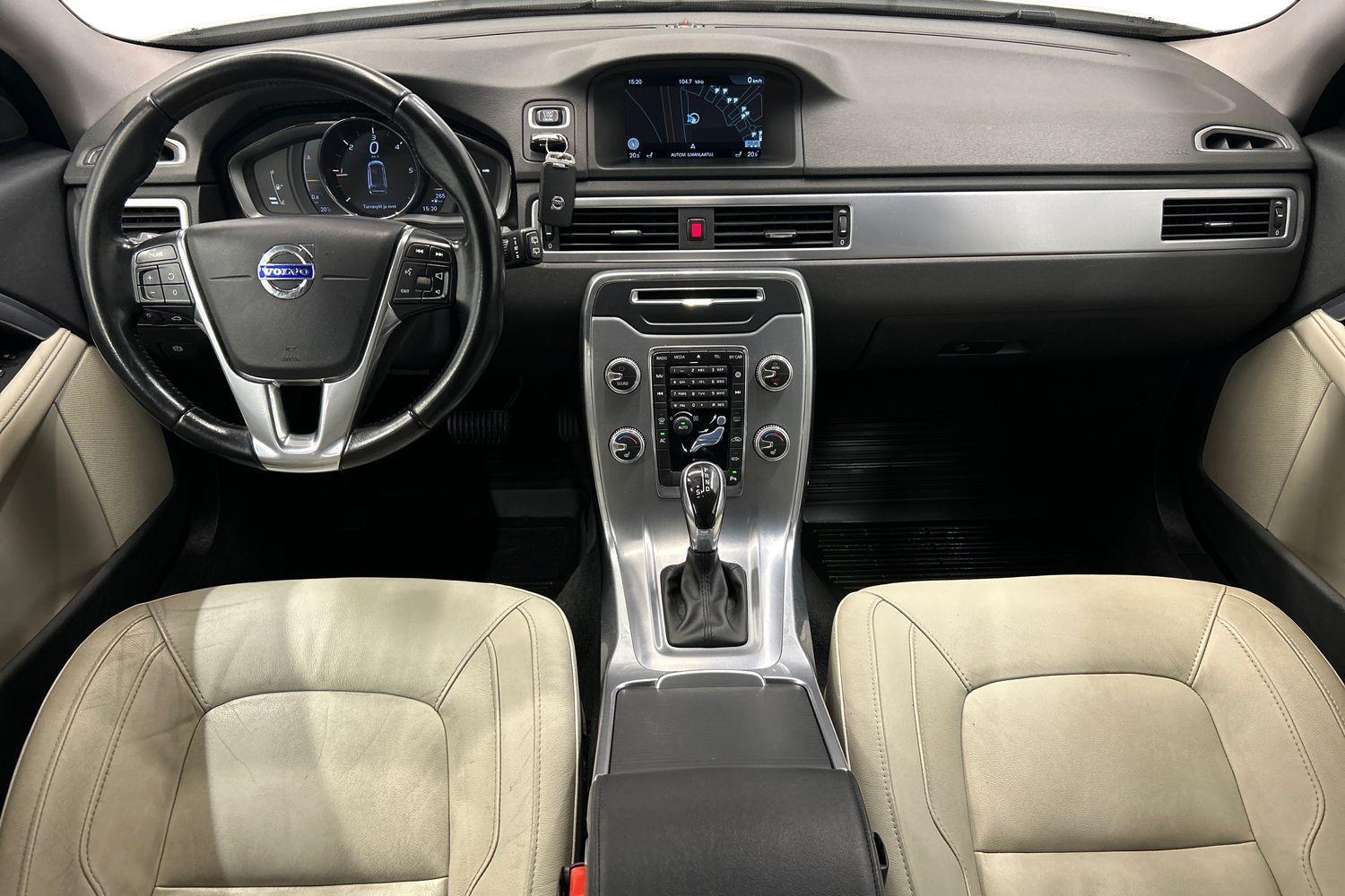 Volvo V70 vaihtoauto