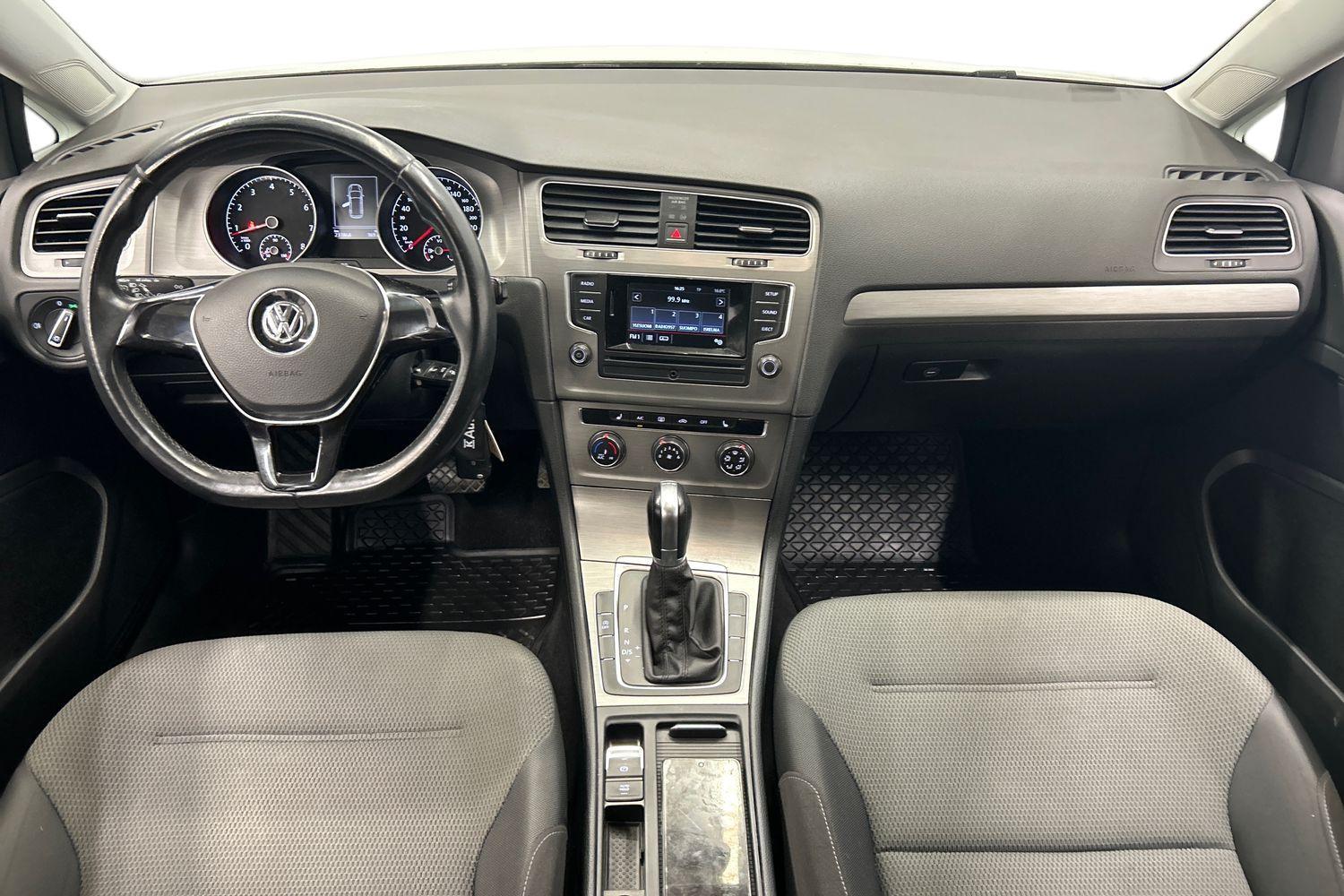 Volkswagen Golf vaihtoauto
