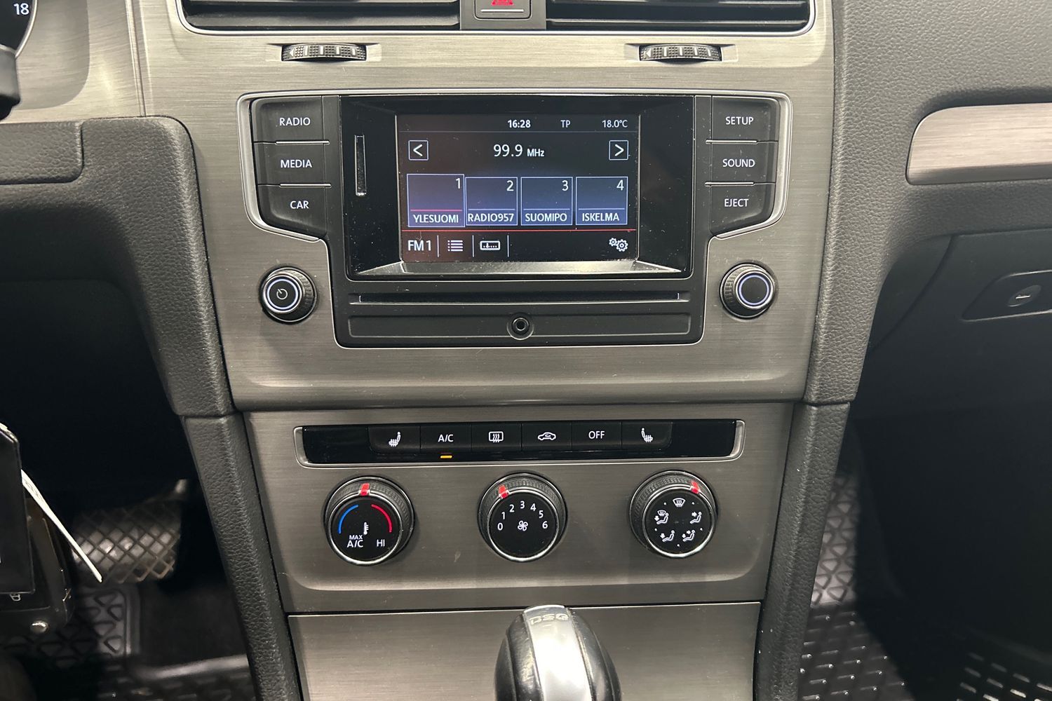 Volkswagen Golf vaihtoauto