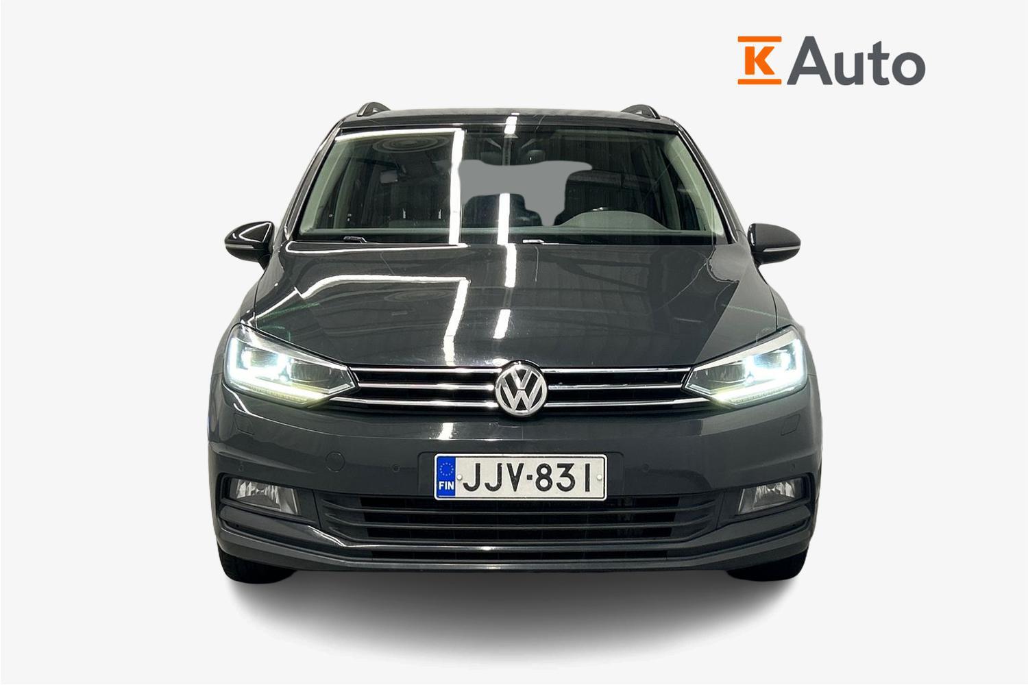 Volkswagen Touran vaihtoauto