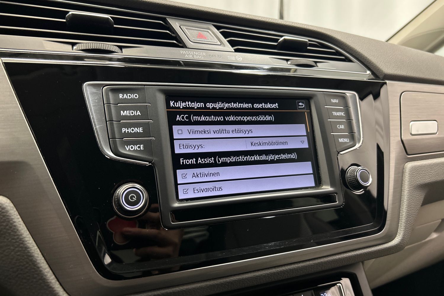 Volkswagen Touran vaihtoauto