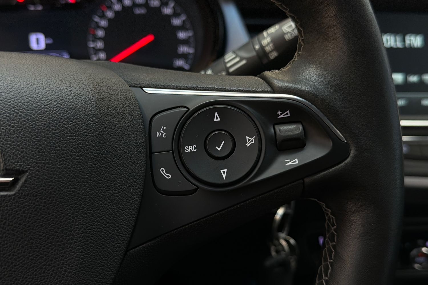 Opel Crossland X vaihtoauto