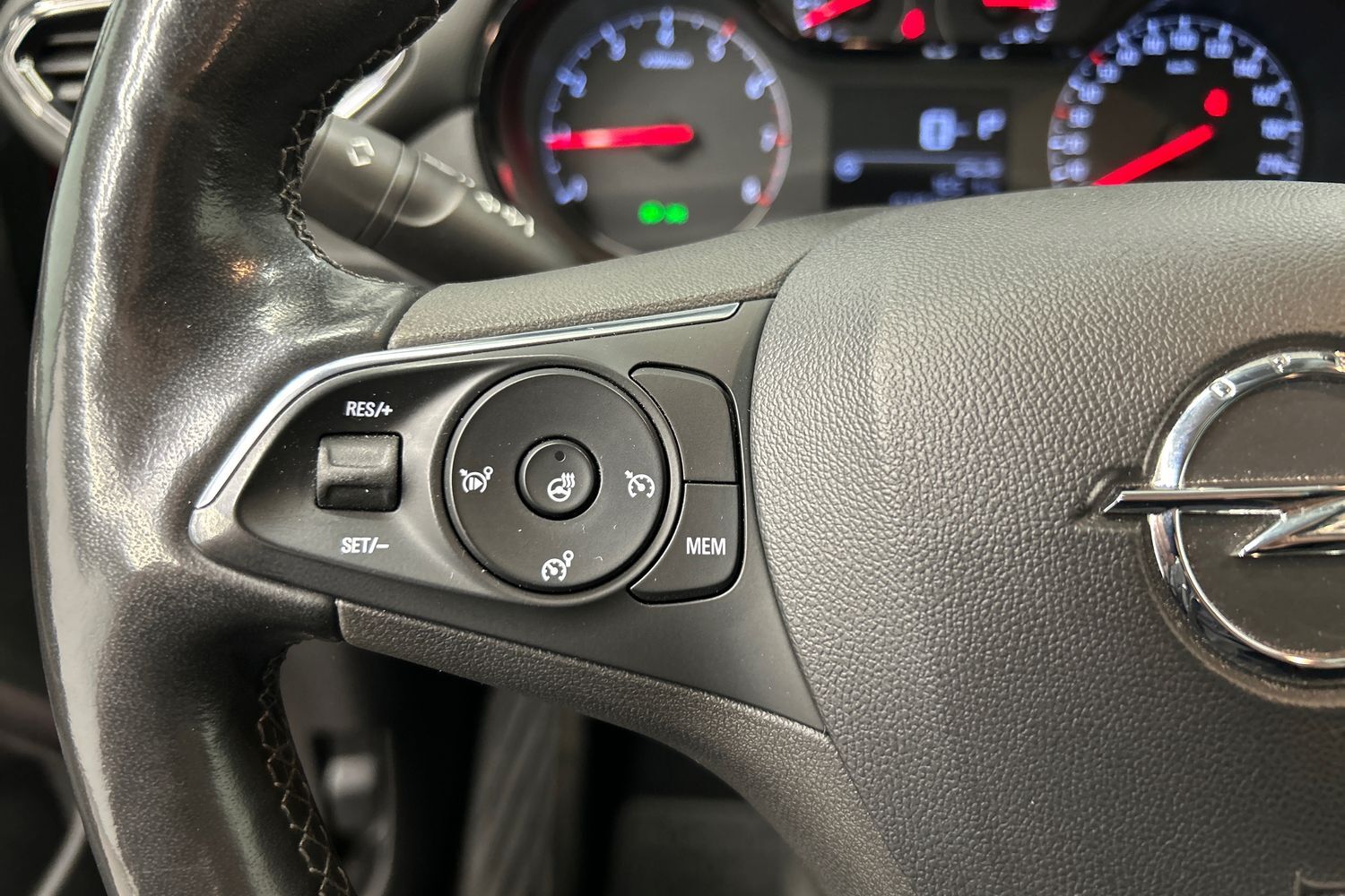 Opel Crossland vaihtoauto
