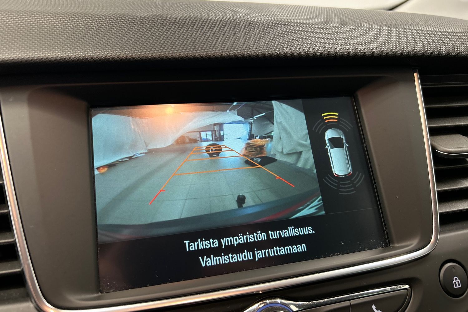 Opel Crossland vaihtoauto