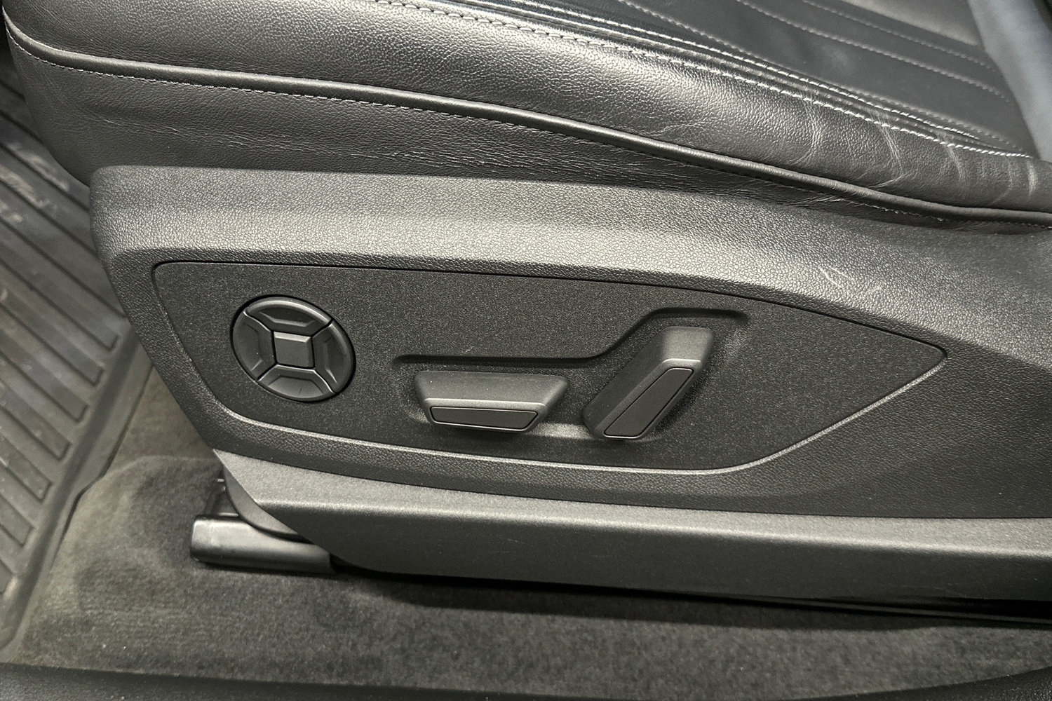 Audi Q8 e-tron vaihtoauto