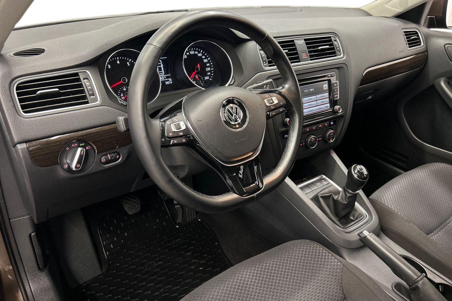 Volkswagen Jetta vaihtoauto