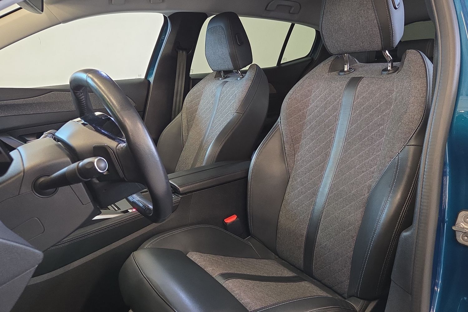 Peugeot 408 vaihtoauto