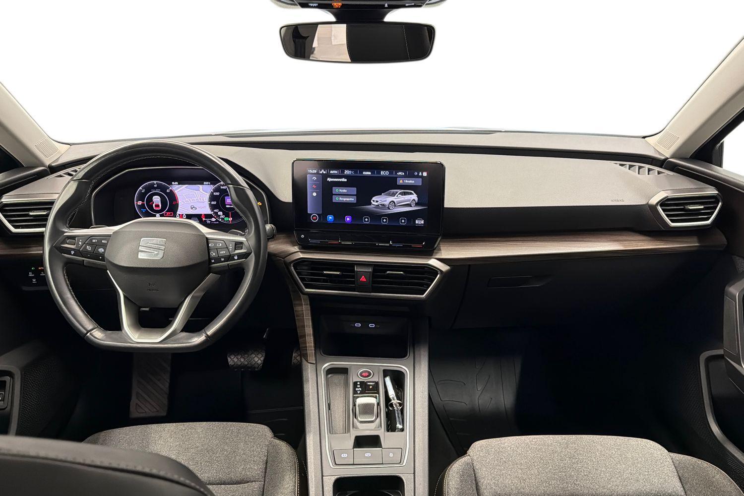 SEAT Leon Sportstourer vaihtoauto