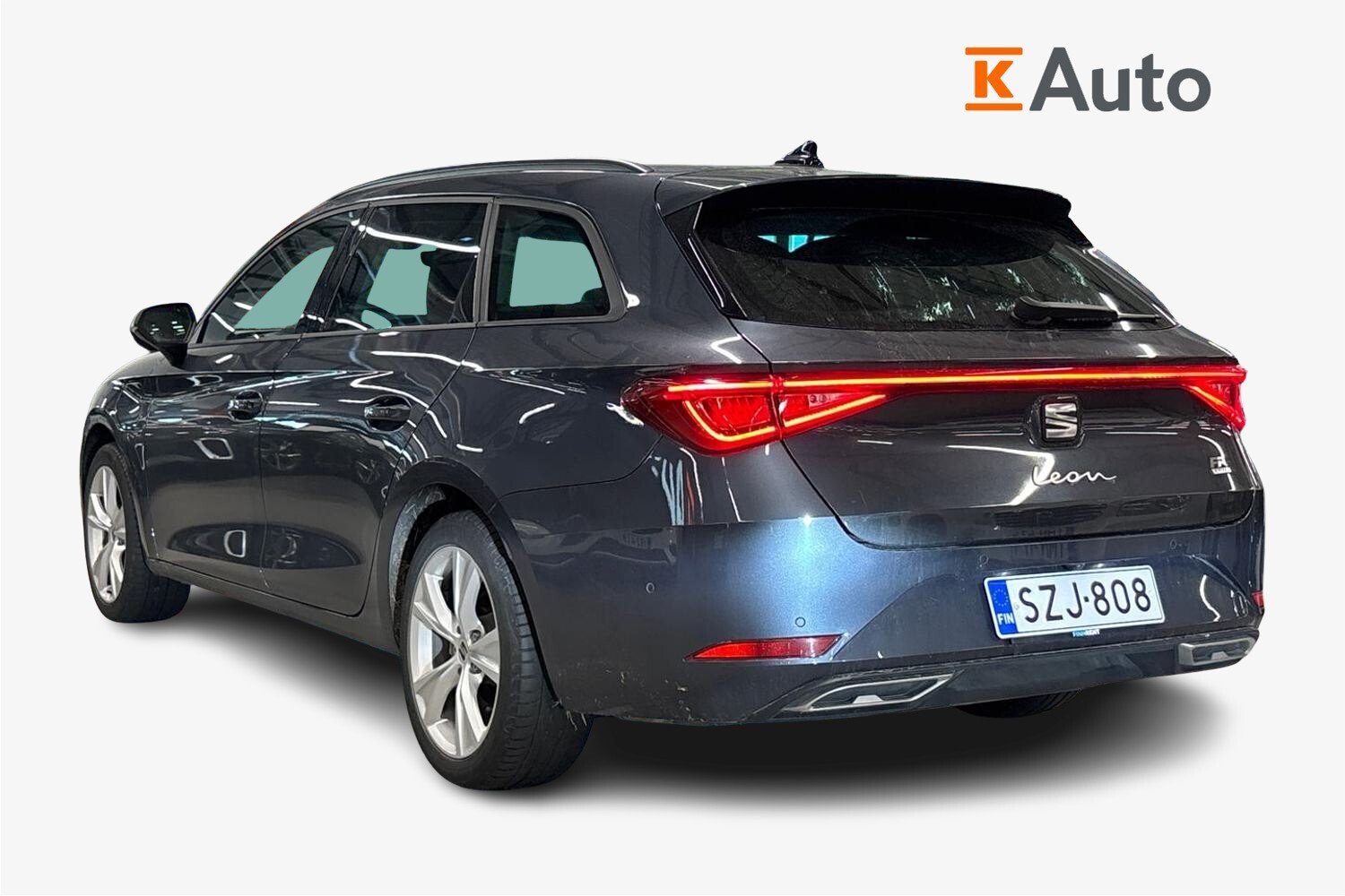 SEAT Leon Sportstourer vaihtoauto