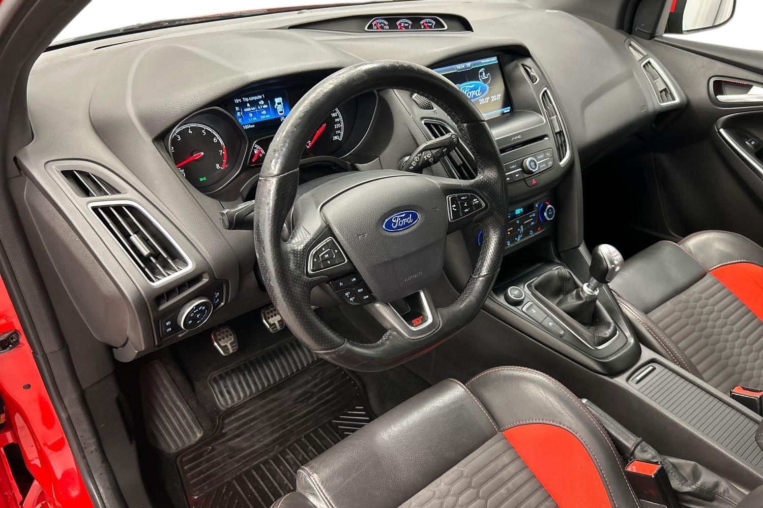 Ford Focus vaihtoauto