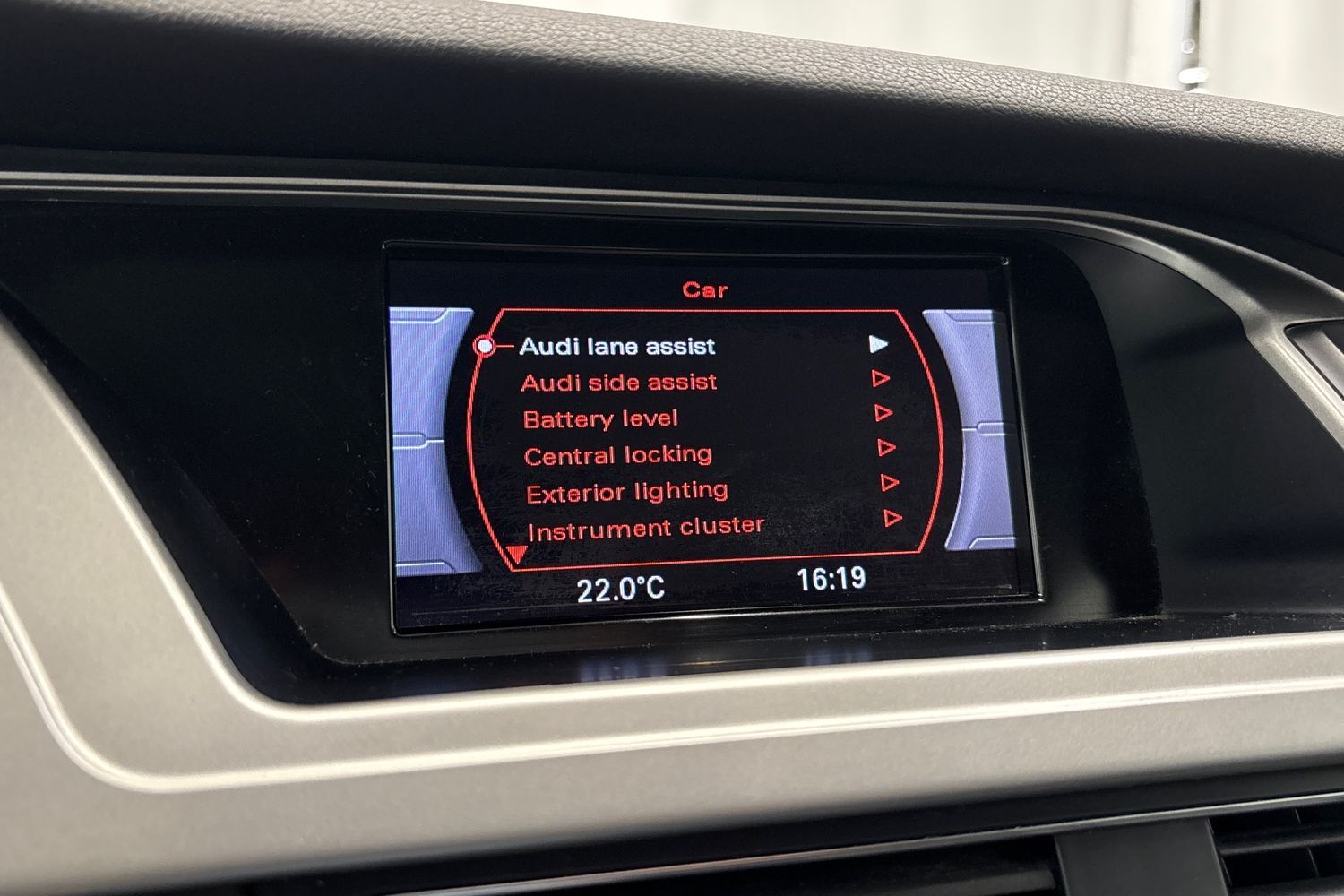 Audi A4 vaihtoauto